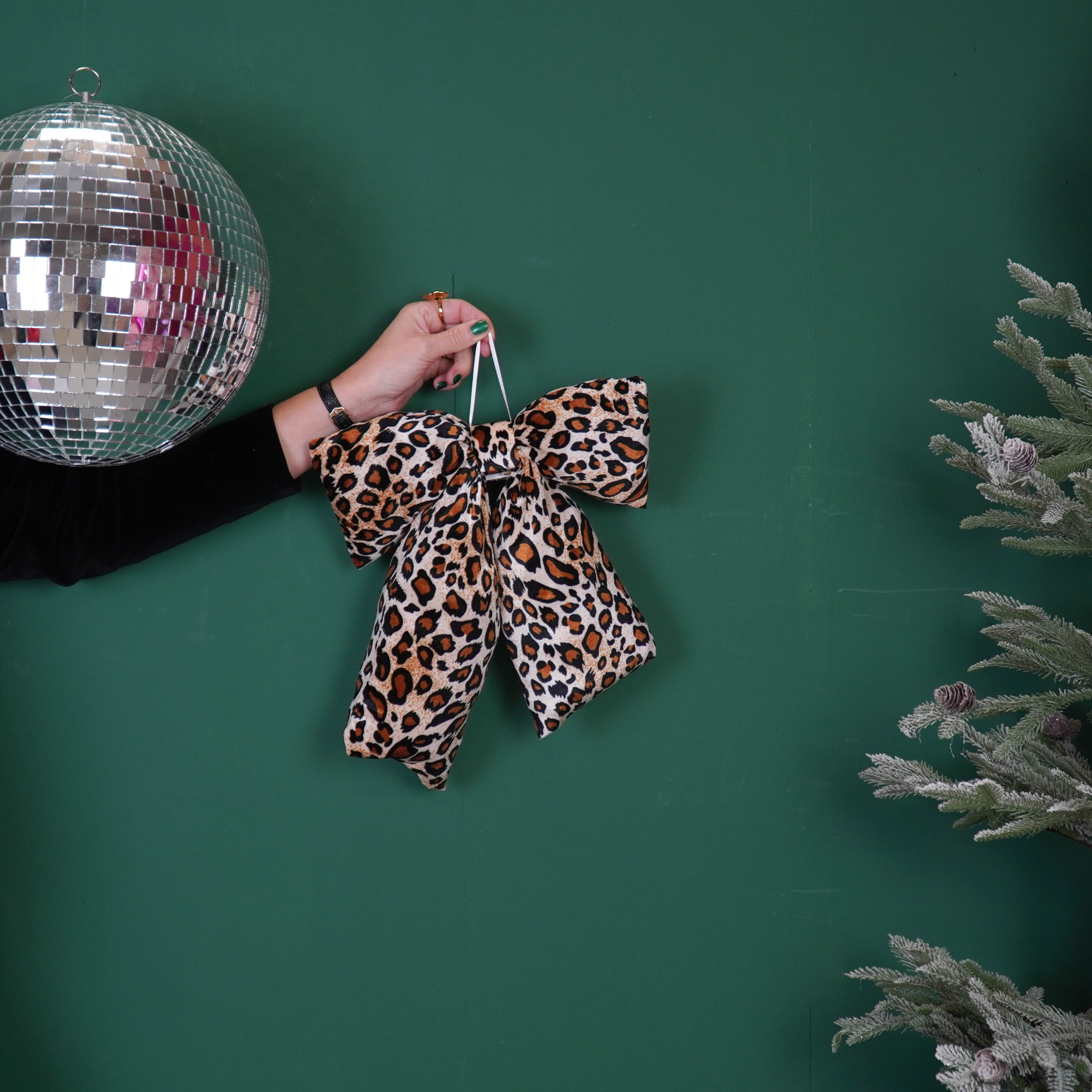 Kerst Decoratie - Strik - Panter - Fluweelachtig - 32x40cm