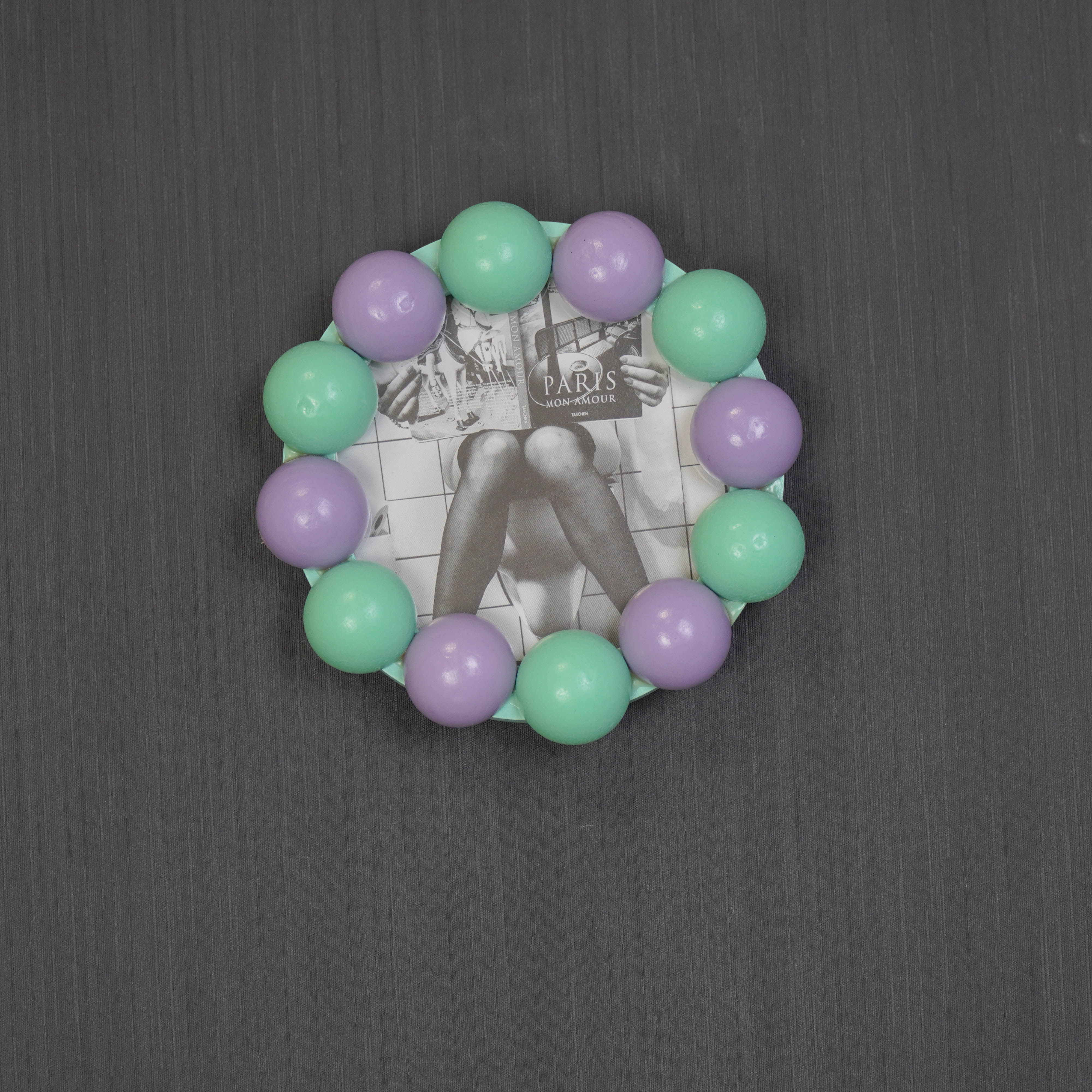Fotolijst - Rond met Bolletjes Rand - MDF - Mint/ Lila - 14.5x14.5cm
