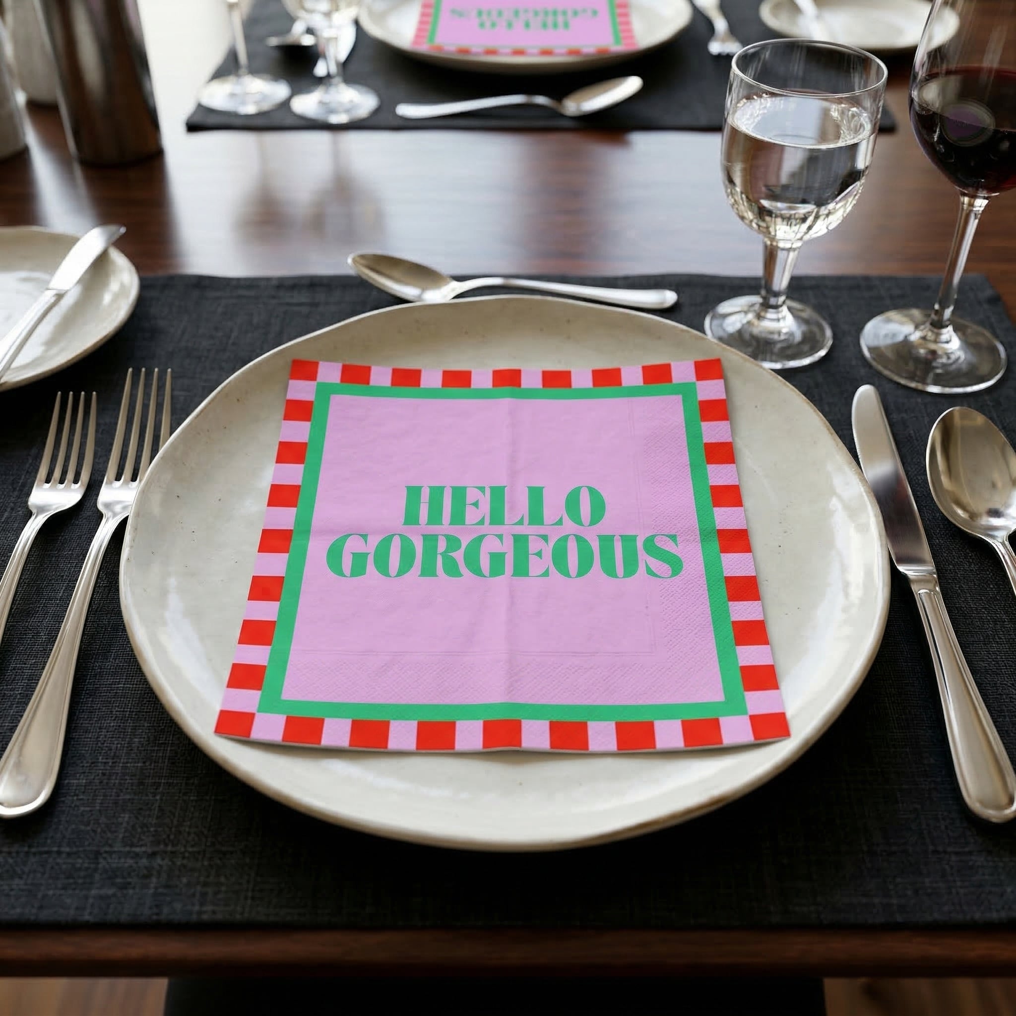 Papieren Servetten 33x33 cm – 3-Laags – FSC –Roze/Rood/Groen – 'Hello Gorgeous' – 20 Stuks