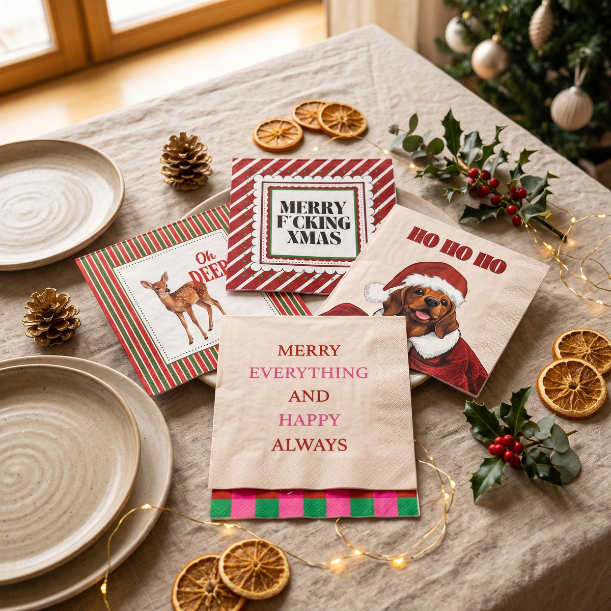Papieren Servetten - Kerst Servet "Teckel Ho Ho Ho" - Rood/ Zand - 3-Laags - FSC - 33x33 cm - 20 Stuks