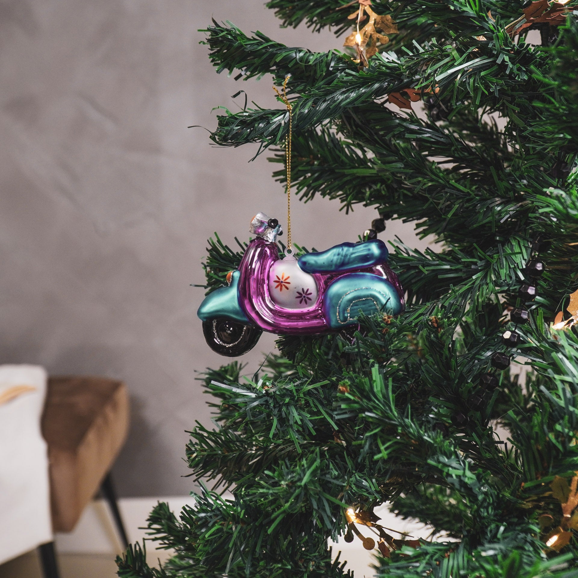 Kerstversiering - Kersthanger - Scooter - Glas - Paars/Blauw - 11,5x5x8cm