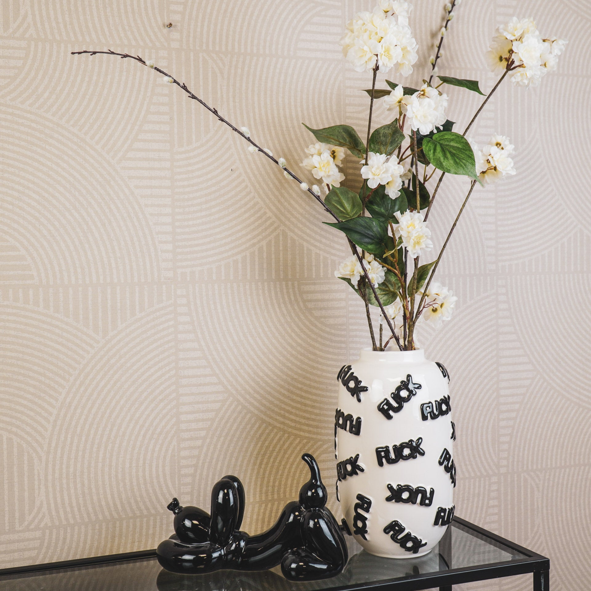 Vaas - Bloemen Vaas 'FUCK' - Keramiek - Wit/Zwart  -  17x17x27cm