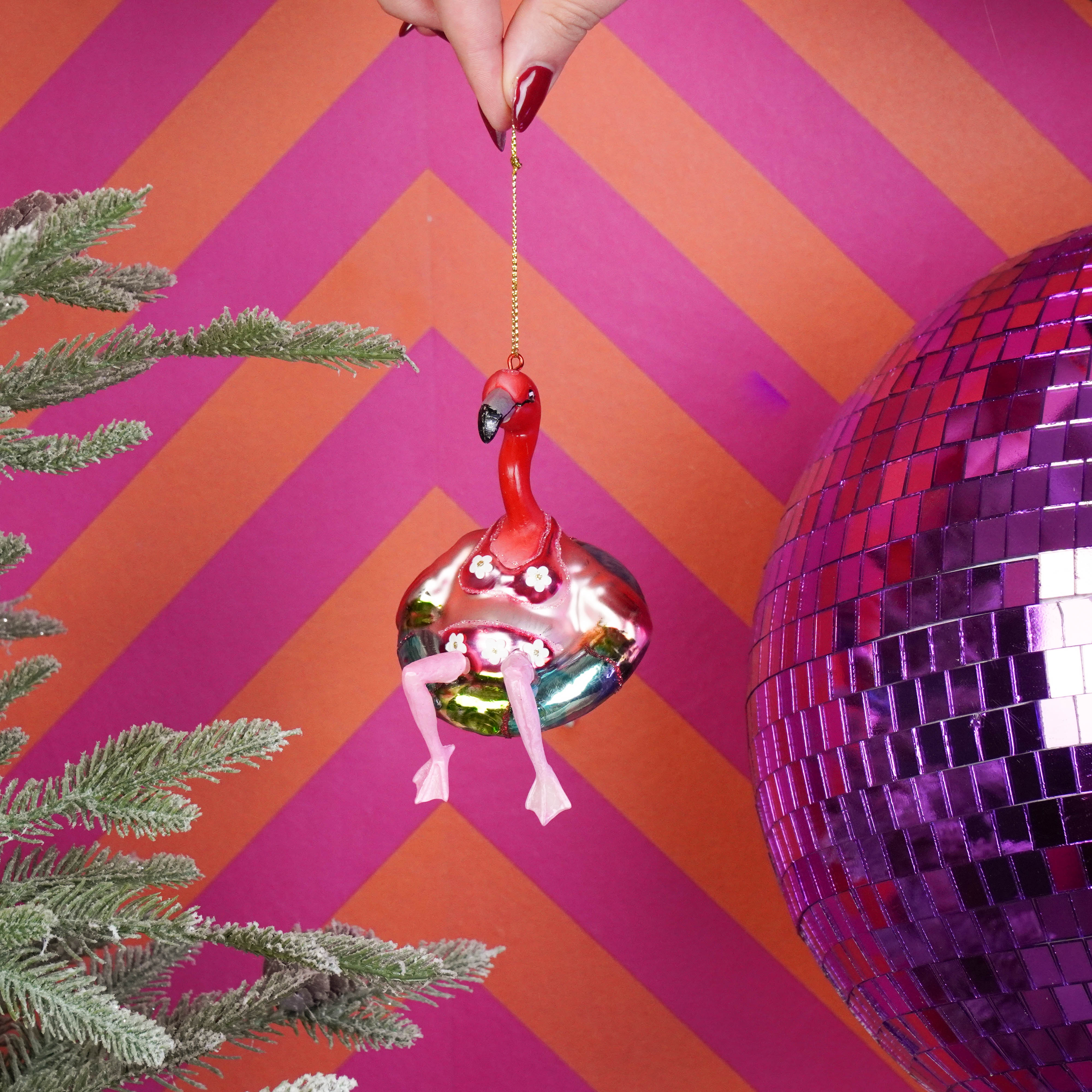 Kerstversiering - Kersthanger - Flamingo in bikini  - Roze -  Glas - 7,5x7,5x11,5cm