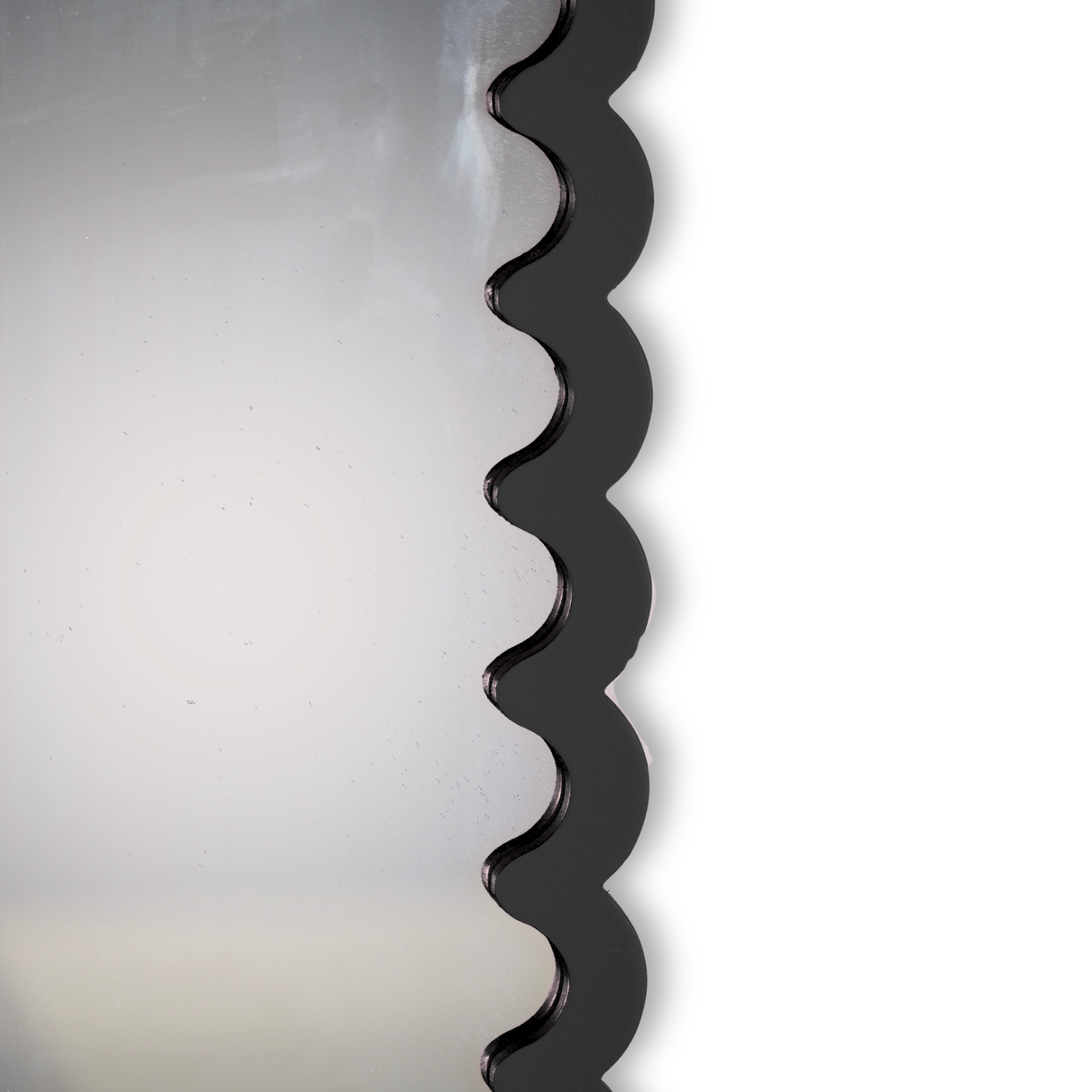 Spiegel - Wand Spiegel met Golvende Rand - MDF - Zwart - 24x33x1.5cm