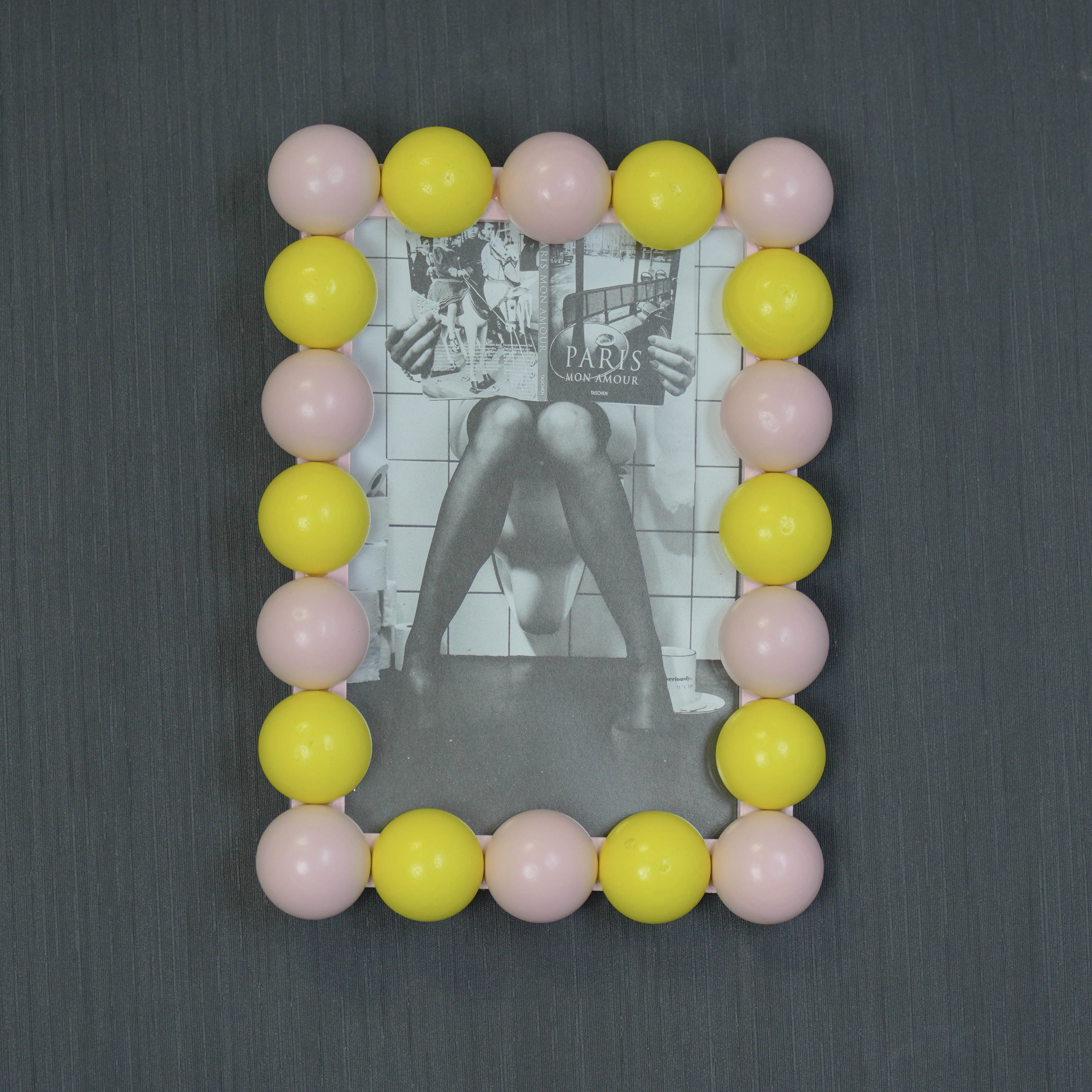 Fotolijst - Rechthoekig met Bolletjes Rand - MDF - Licht Roze/ Geel - 18.5x13.5cm