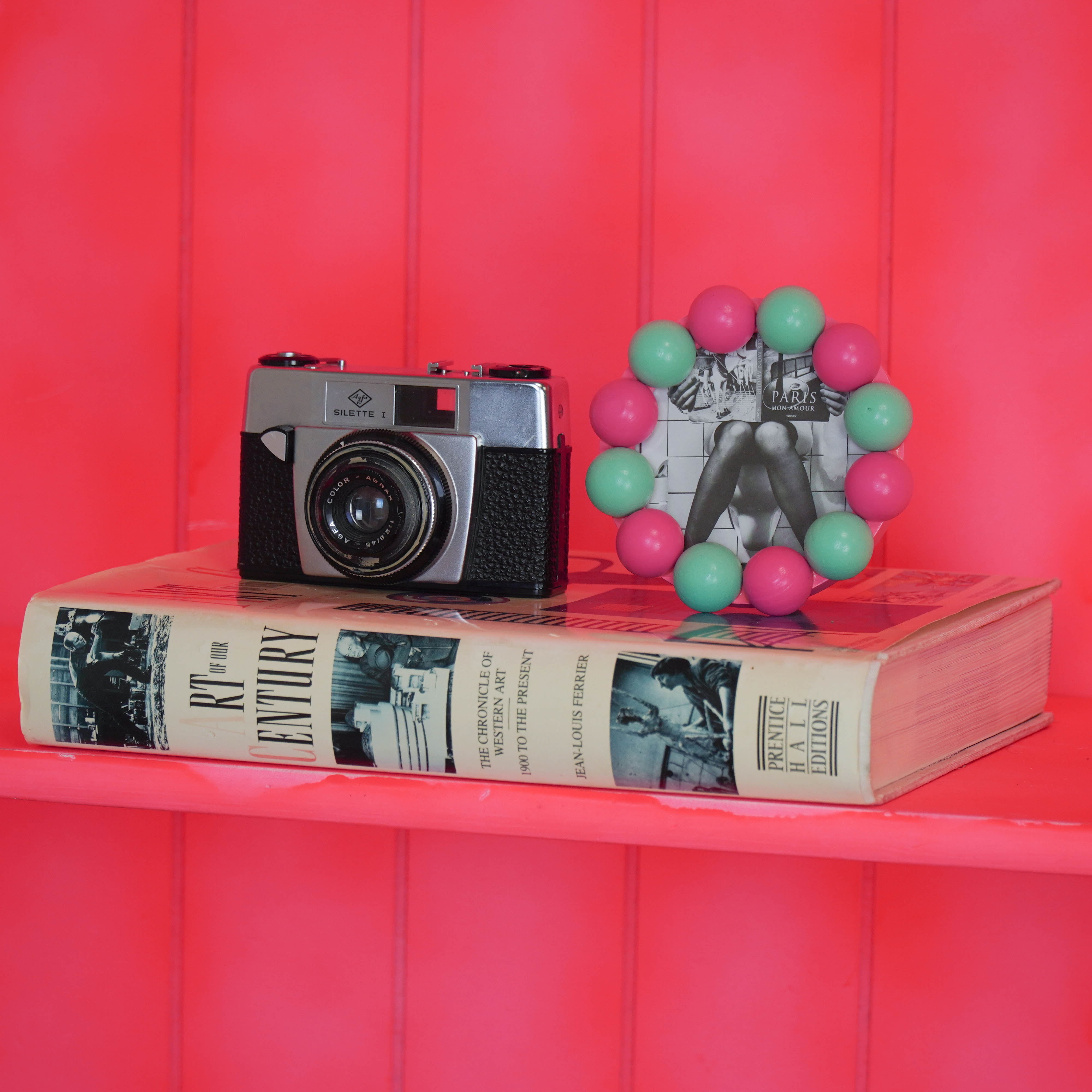 Fotolijst - Rond met Bolletjes Rand - MDF - Mint/ Neon Roze - 14.5x14.5cm