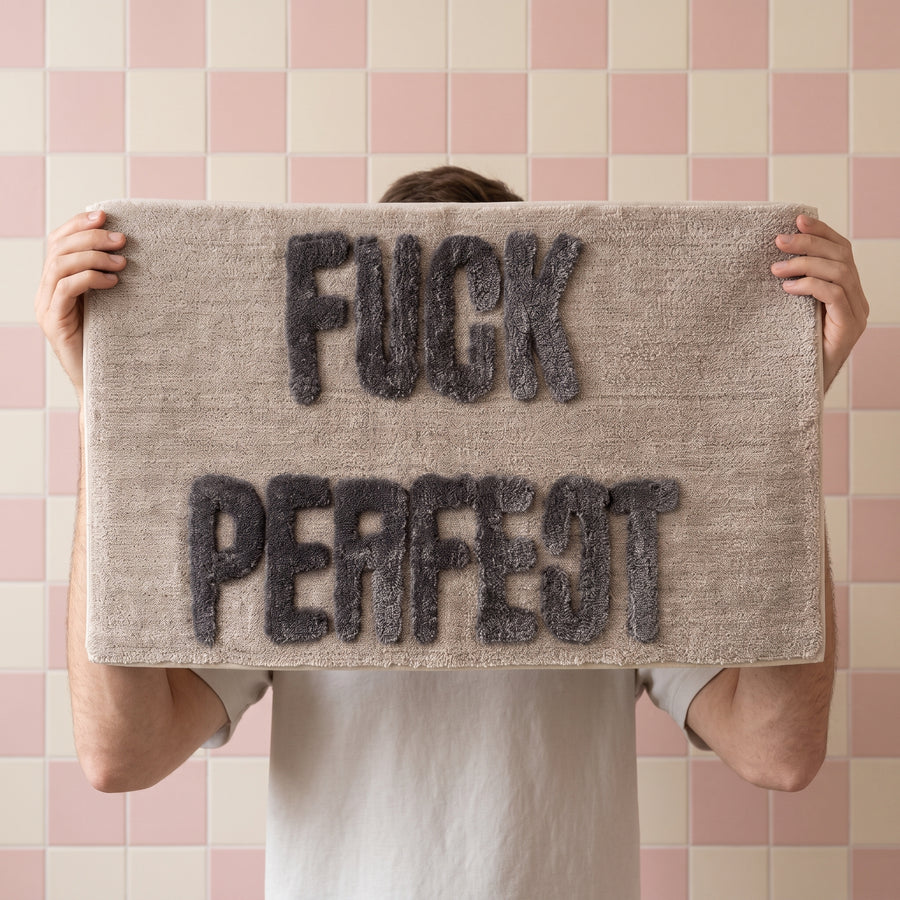 Badmat - Fuck Perfect - Katoen/ Polyester - Beige/Grijs -  80x50x1 cm